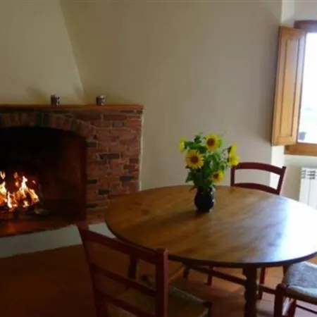 Apartment La Pieve Le Barone